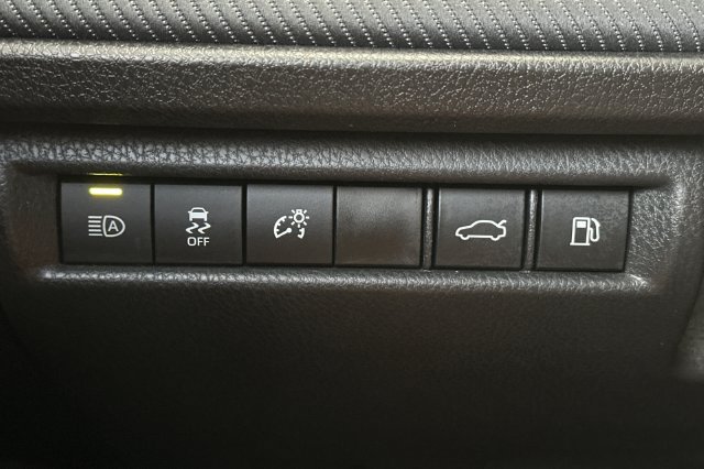 Used 2026 Toyota Camry SE w/ Multimedia Upgrade Package FWD image 26