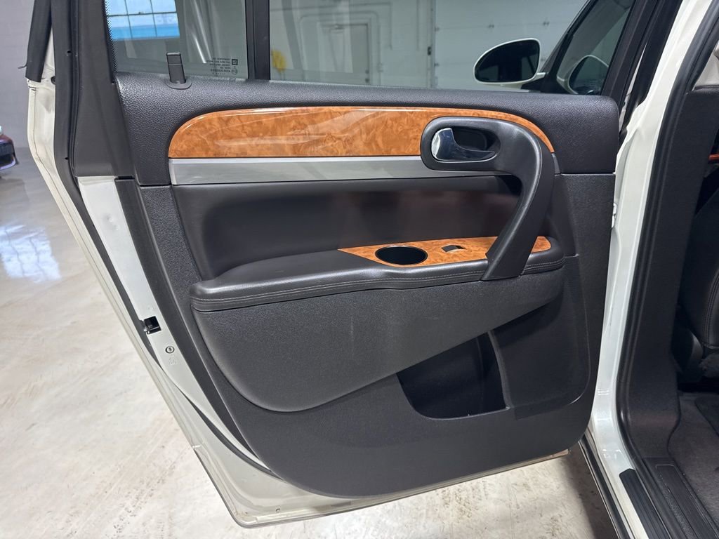 Used 2012 Buick Enclave Leather FWD image 33