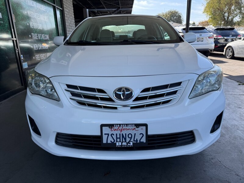 Used 2013 Toyota Corolla LE FWD image 12