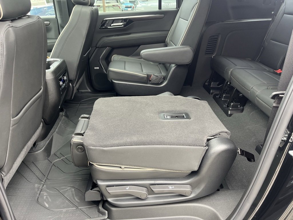 New 2026 Chevrolet Suburban Premier w/ Sun And Tow Package image 34