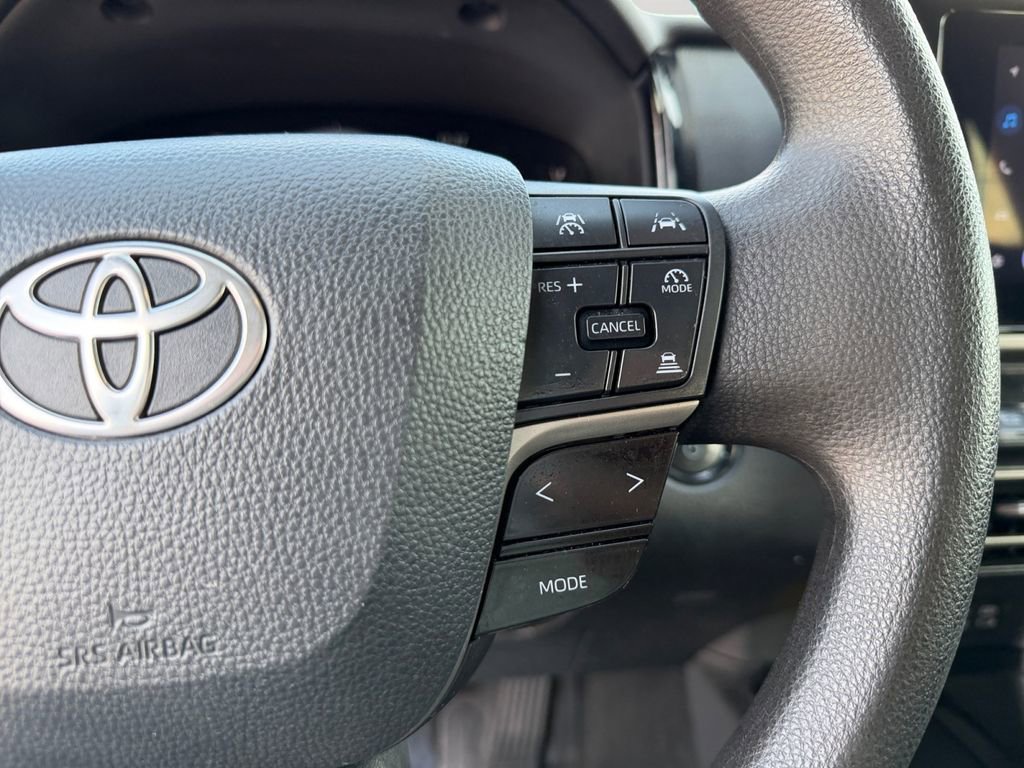 Used 2025 Toyota Camry LE image 20