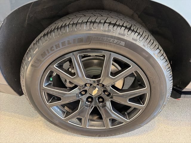 Used 2021 Chevrolet Suburban High Country AWD/4WD image 7