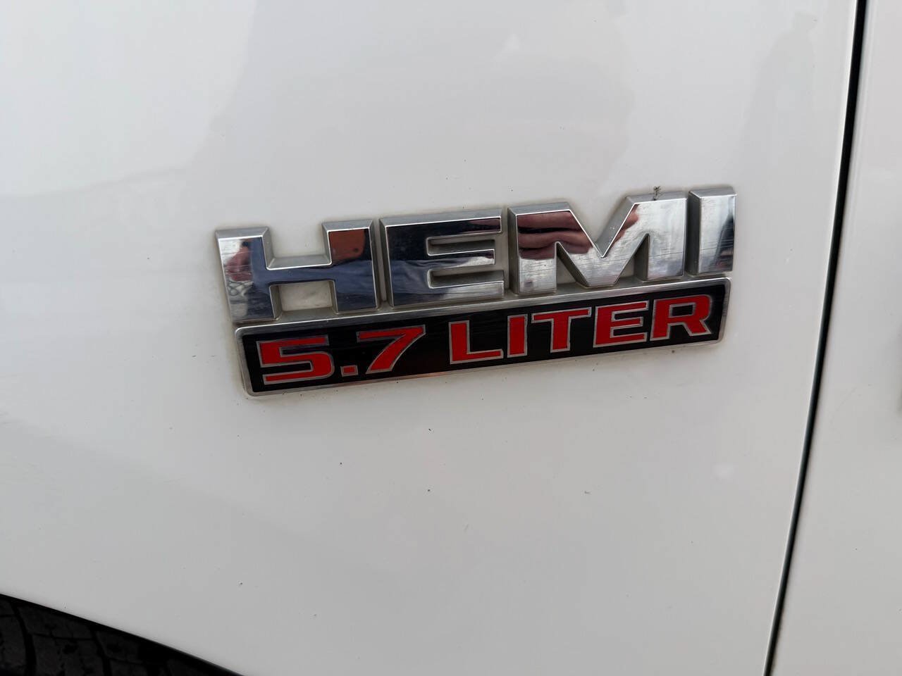 Used 2015 RAM 1500 Lone Star RWD image 13