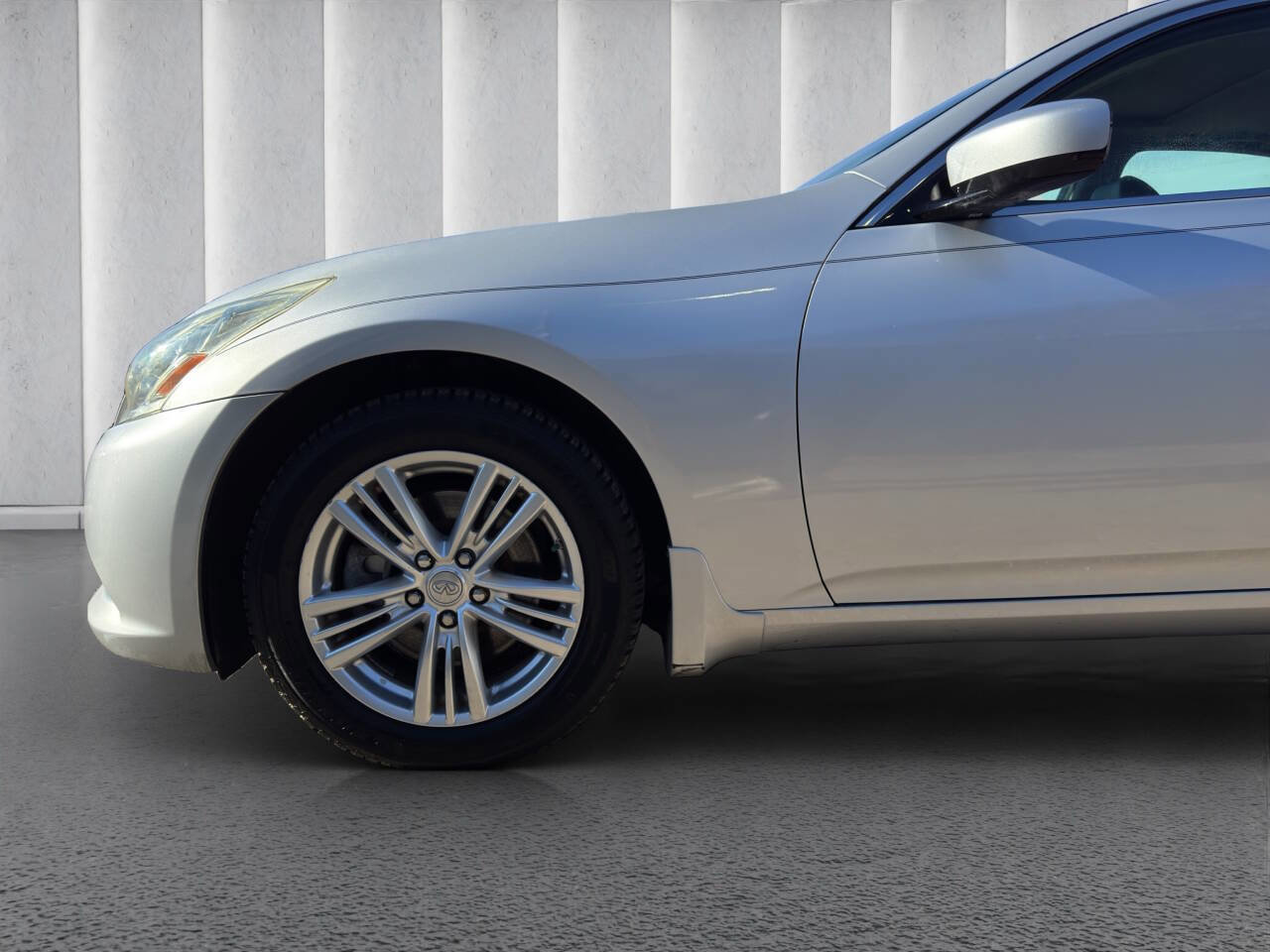 Used 2013 INFINITI G37 x Sedan w/ Premium Pkg image 19