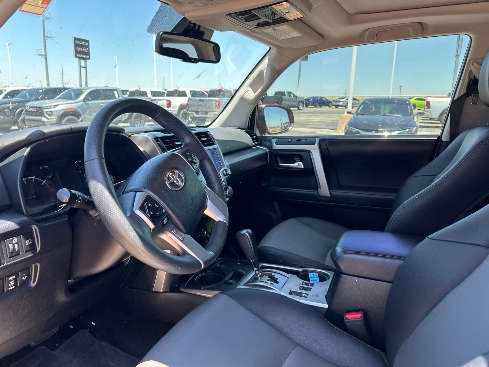 Used 2022 Toyota 4Runner SR5 Premium w/ Moonroof Package RWD image 12
