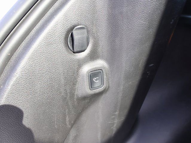 Used 2025 Jeep Compass Latitude w/ Sun & Sound Group image 21