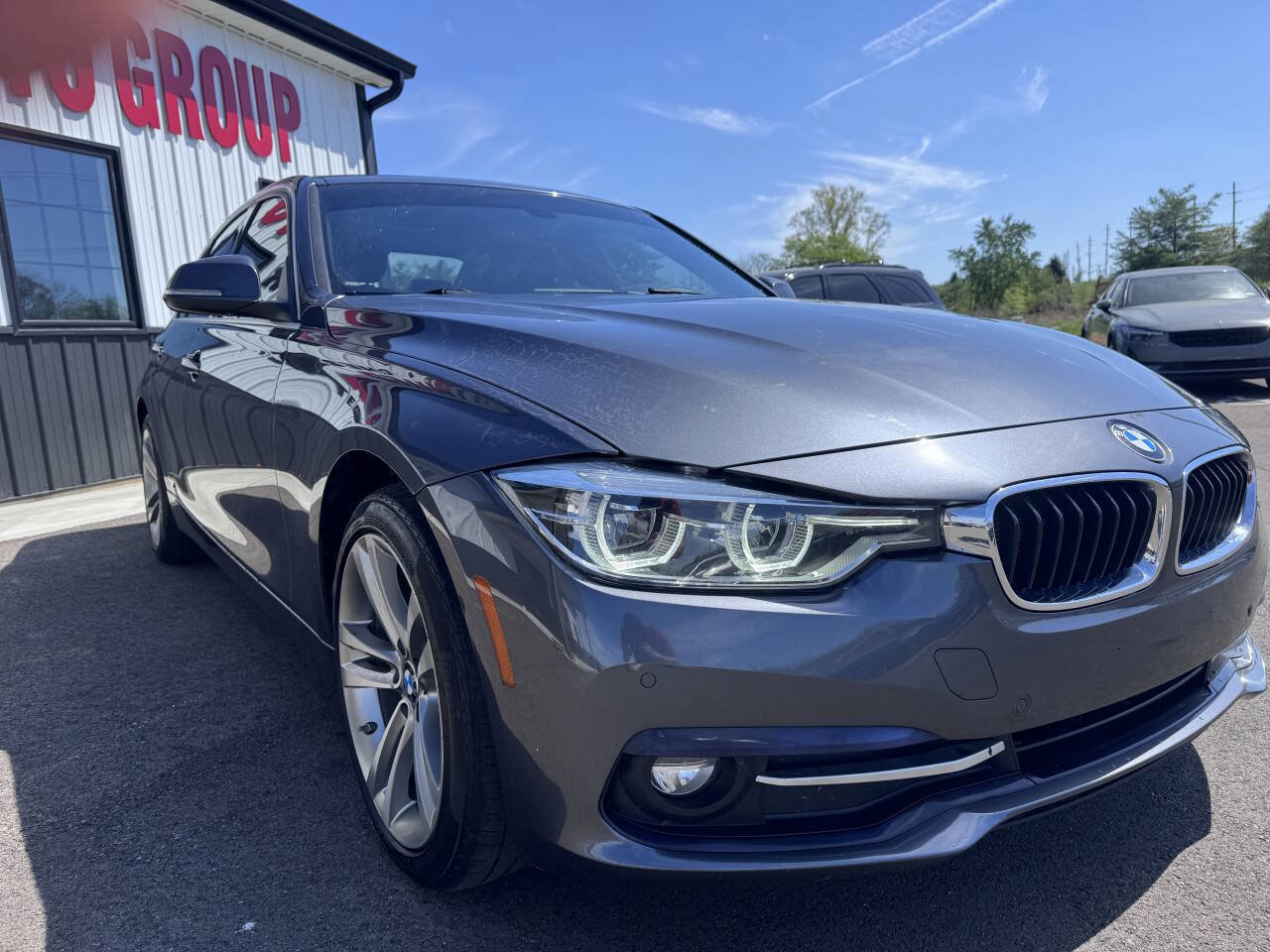 Used 2017 BMW 328d xDrive Sedan w/ Premium Package image 2