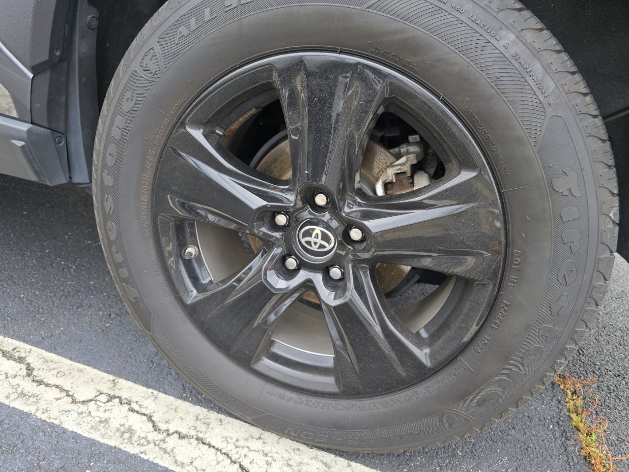 Used 2022 Toyota RAV4 LE AWD/4WD image 23