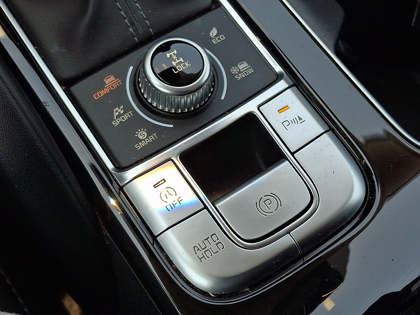 Certified 2024 Kia Telluride LX AWD/4WD image 25