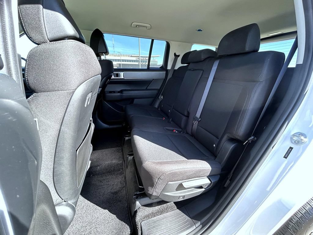 Used 2025 Hyundai Santa Fe SE AWD/4WD image 20