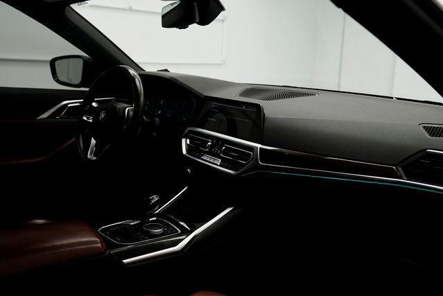 Used 2021 BMW 430i Convertible image 31