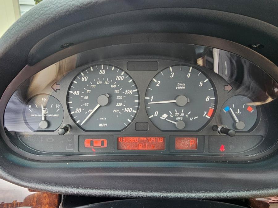 Used 2004 BMW 325Ci Convertible RWD image 5