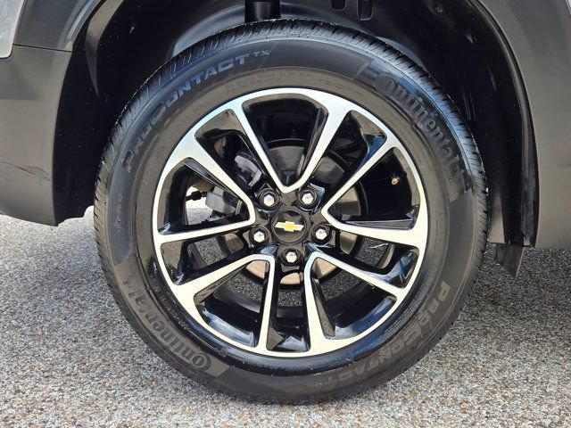 Used 2025 Chevrolet TrailBlazer LT AWD/4WD image 32