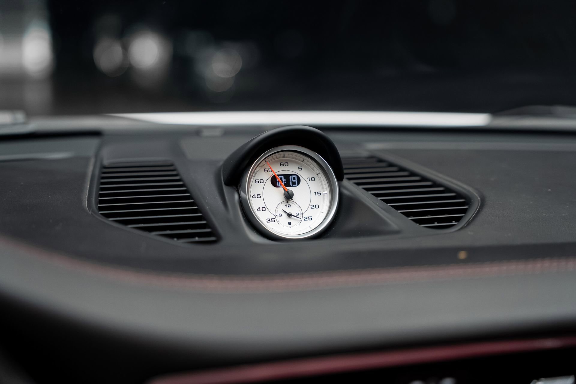 Used 2019 Porsche 911 Turbo image 51