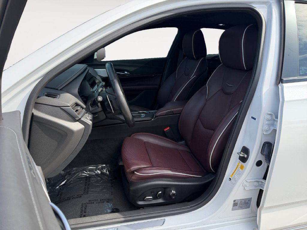 Used 2023 Cadillac CT4 Sport AWD/4WD image 7