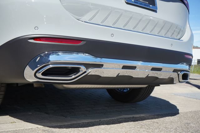 New 2026 Mercedes-Benz GLC 300 4MATIC image 16