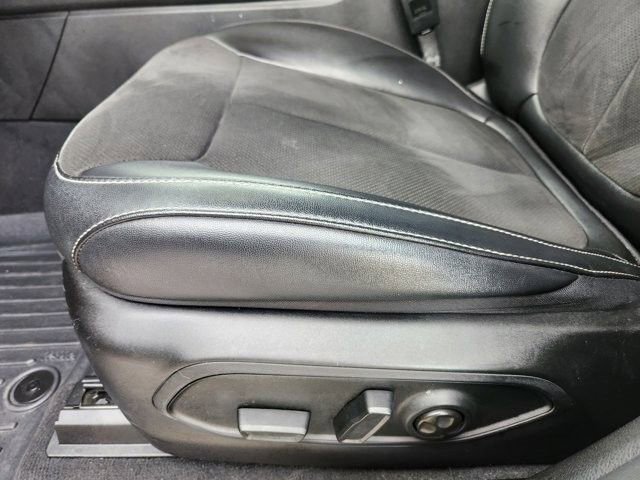 Used 2023 Jeep Grand Cherokee Altitude image 23