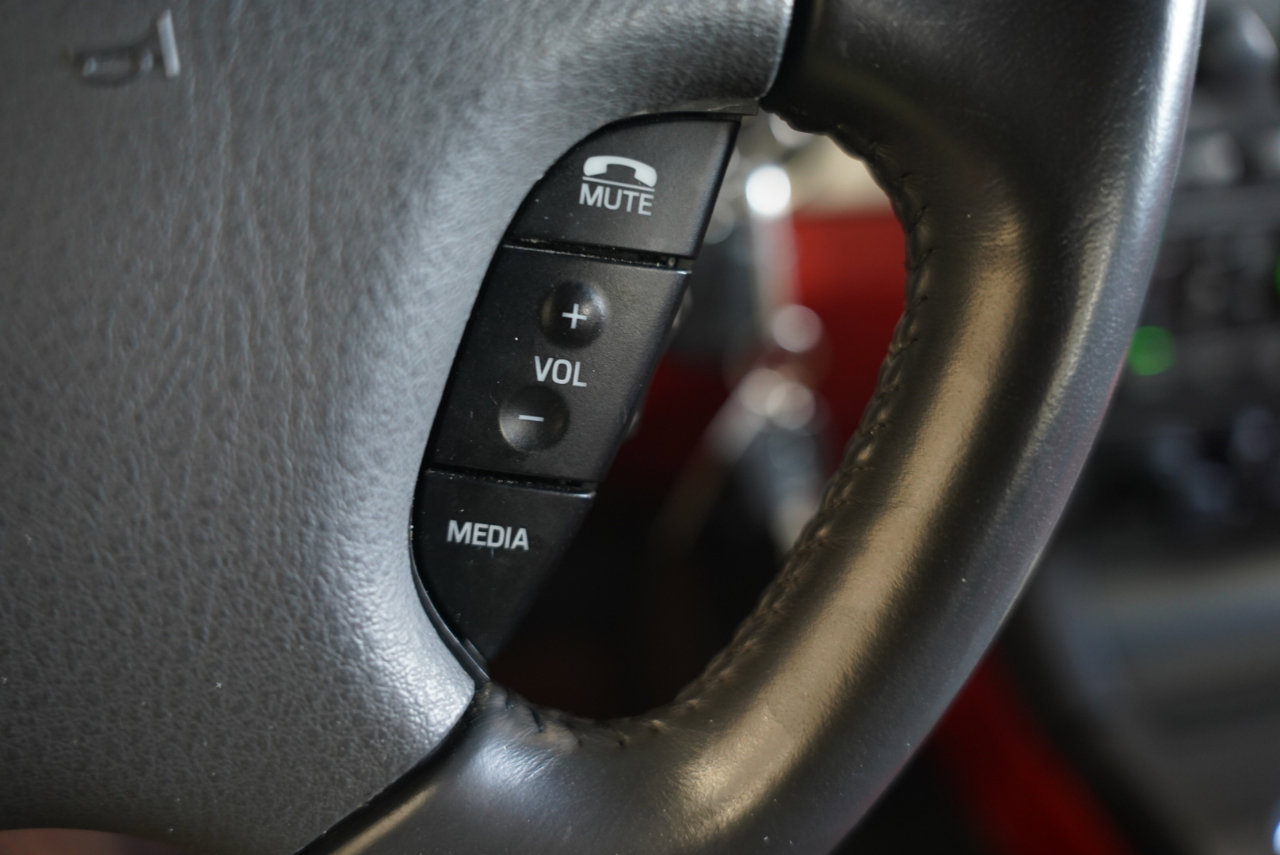 Used 2002 Ford Thunderbird image 15