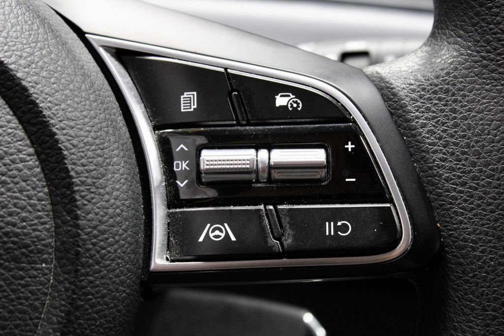 Used 2024 Kia Seltos LX AWD/4WD image 28