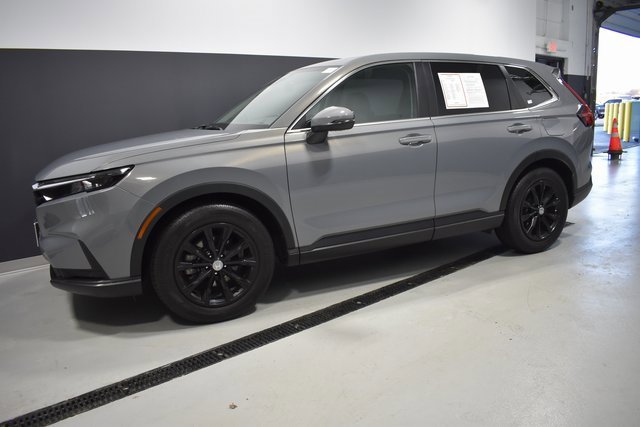 Used 2025 Honda CR-V EX-L image 2