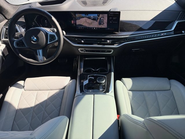 Certified 2025 BMW X7 xDrive40i w/ M Sport Package AWD/4WD image 20