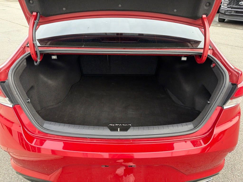 Used 2018 Hyundai Sonata Limited FWD image 17