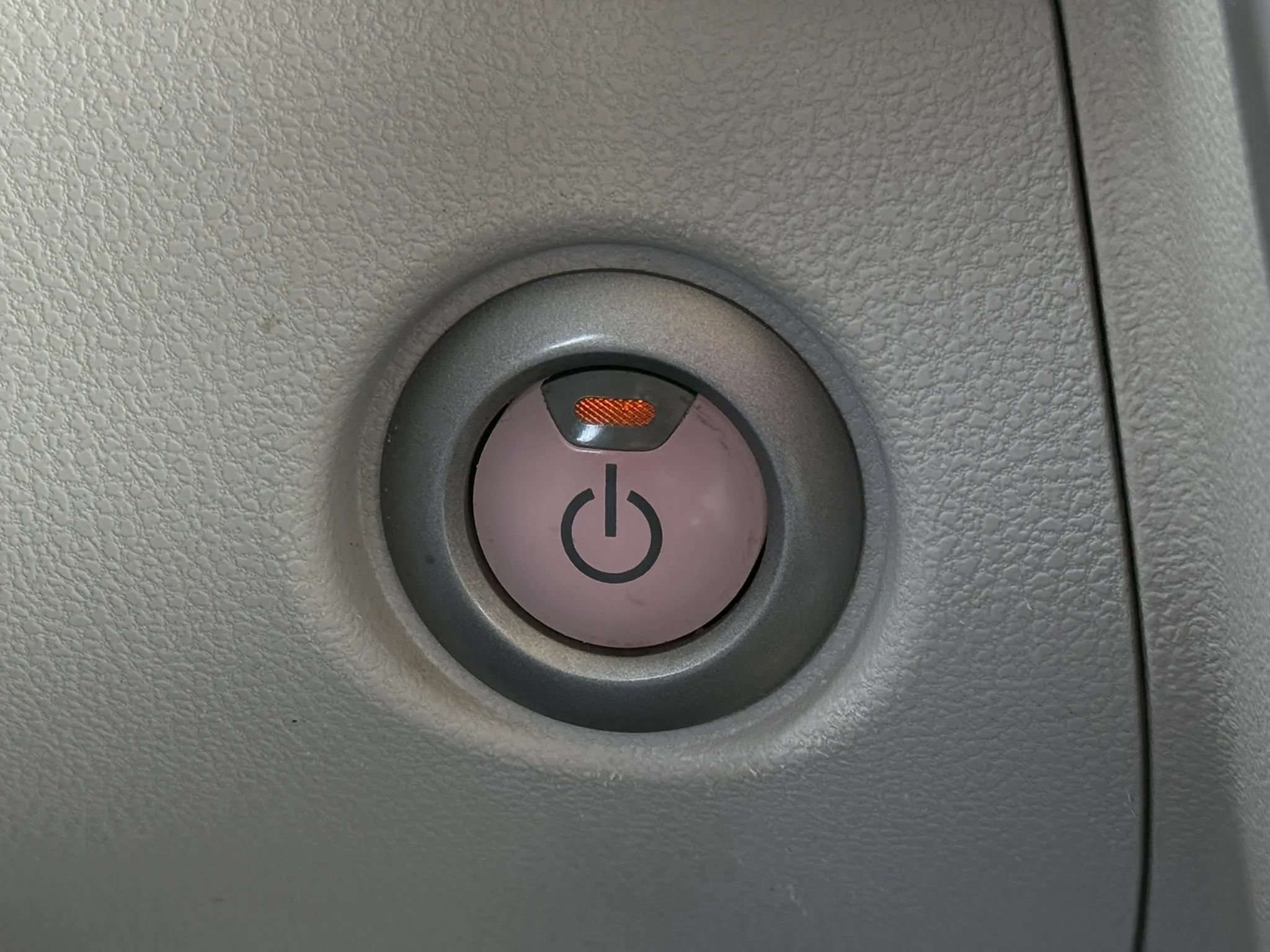 Used 2012 Nissan Leaf SL w/ Recycling/Organizational Pkg FWD image 25