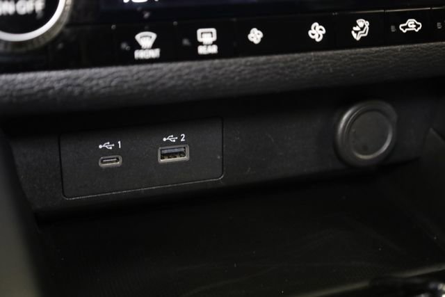 Used 2023 Mitsubishi Outlander SE image 24