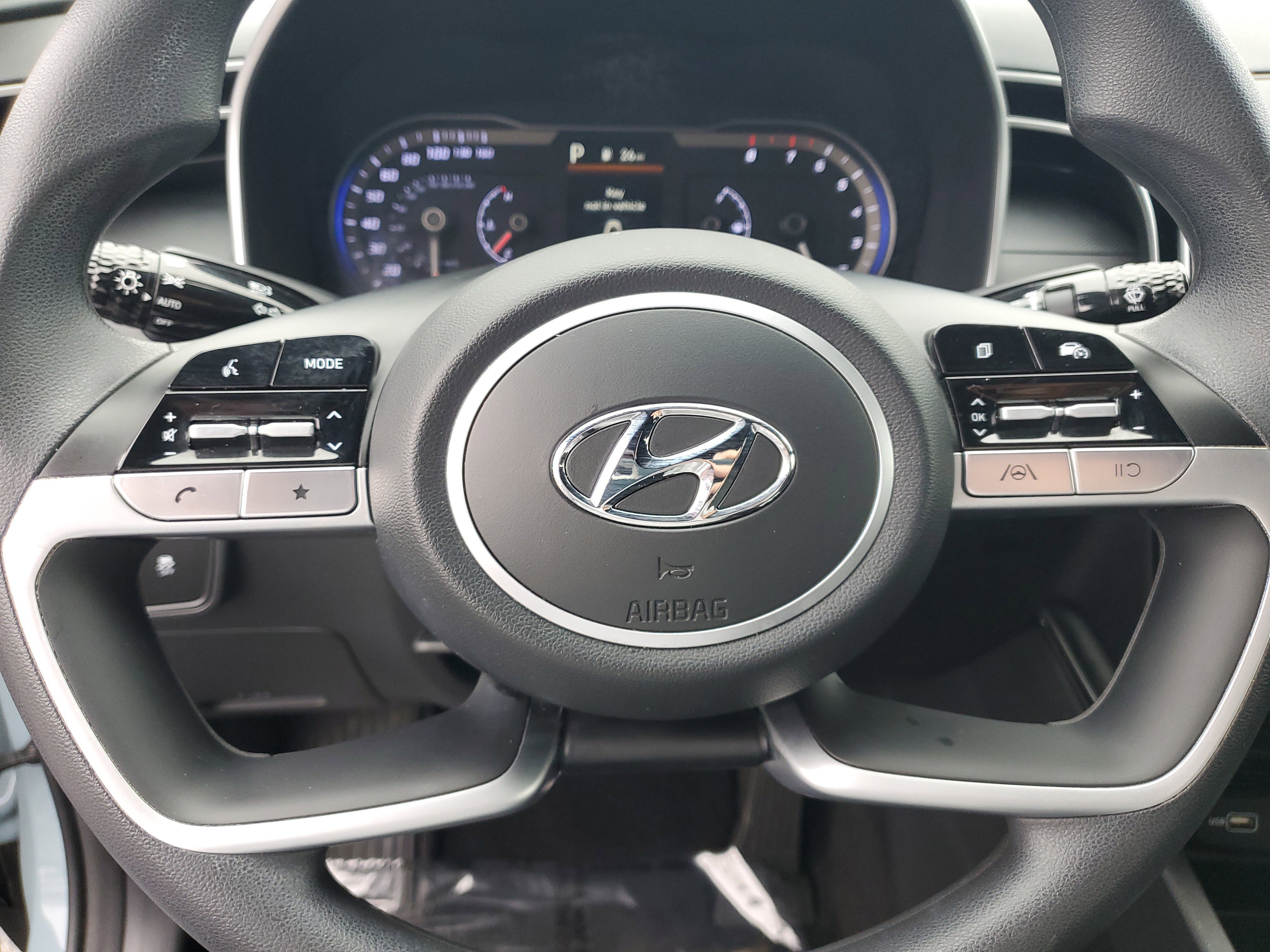 Used 2024 Hyundai Santa Cruz SEL image 24