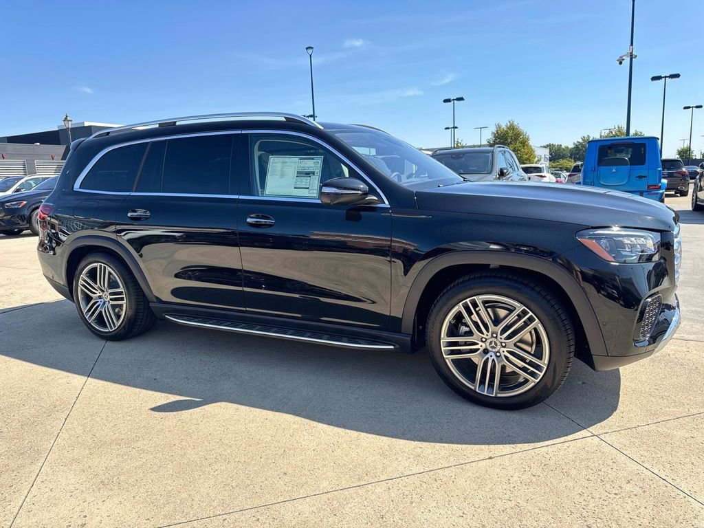New 2026 Mercedes-Benz GLS 450 4MATIC image 8