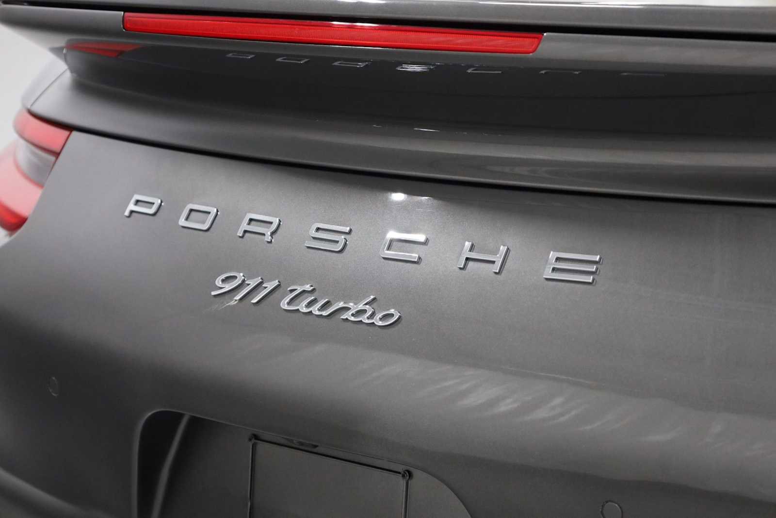 Used 2019 Porsche 911 Turbo image 8