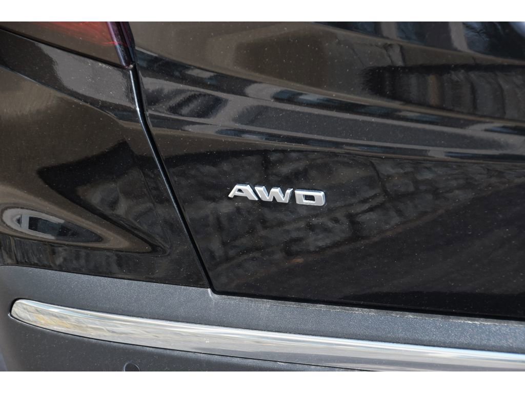 New 2025 Cadillac XT5 Premium Luxury w/ LPO, Floor Liner Package image 27