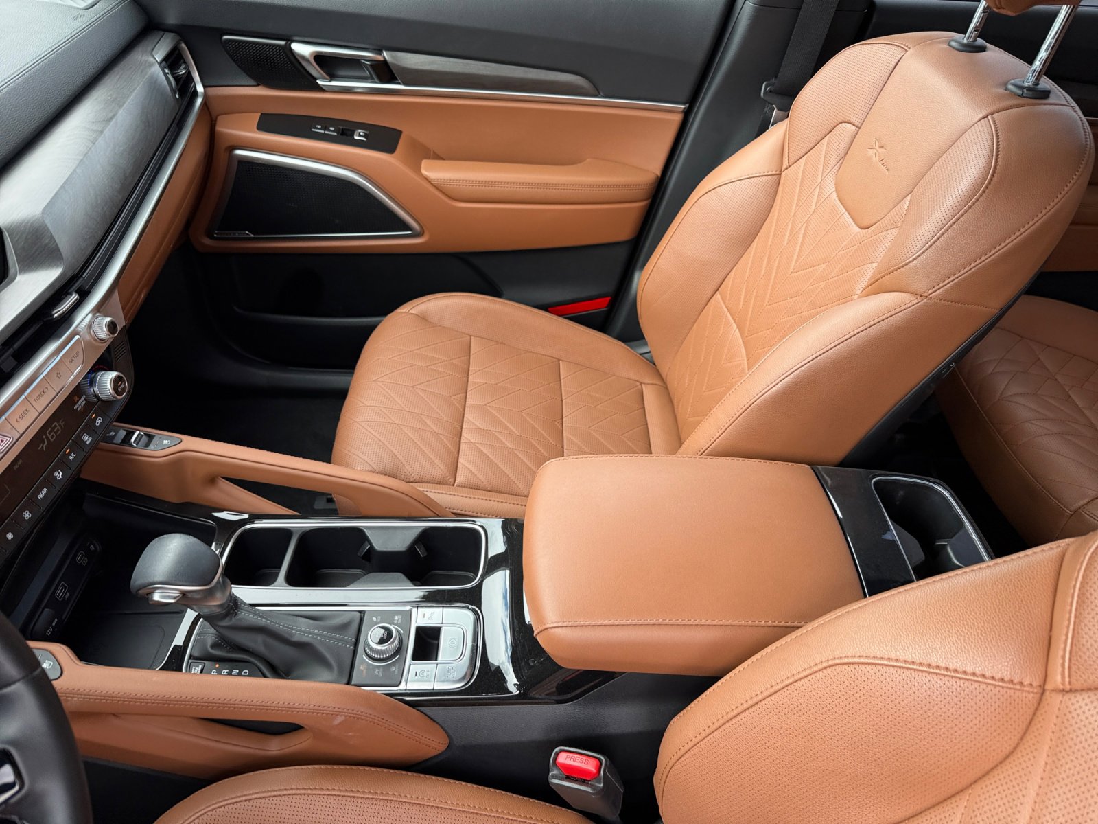 Used 2023 Kia Telluride EX X-Line image 14