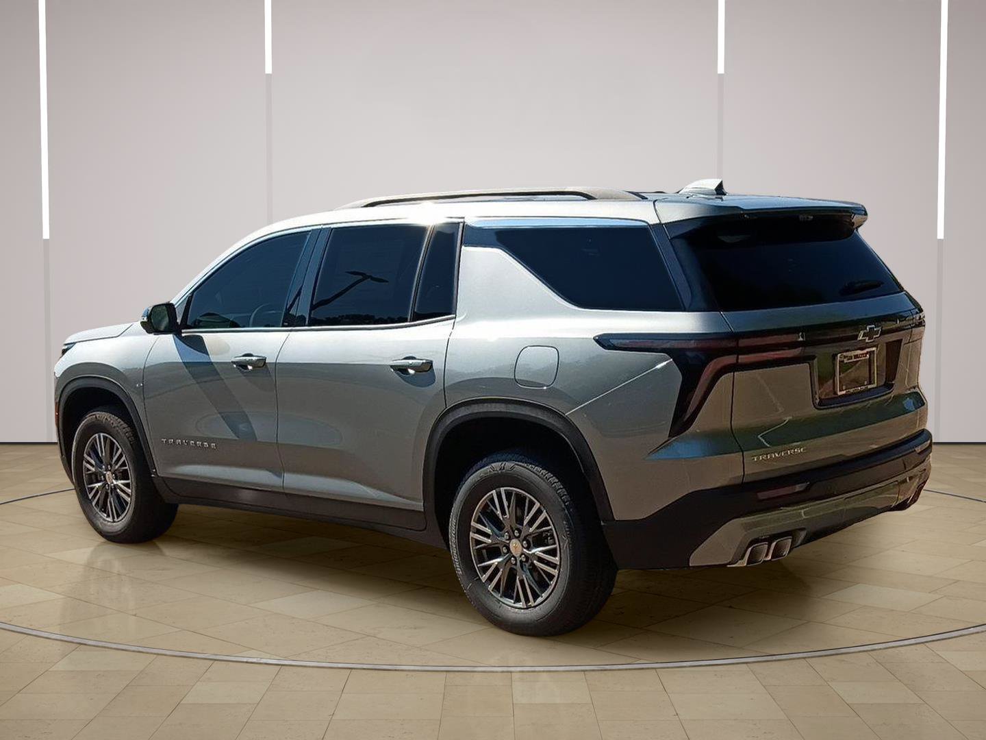 New 2027 Chevrolet Traverse LT w/ Driver Confidence Package FWD image 18