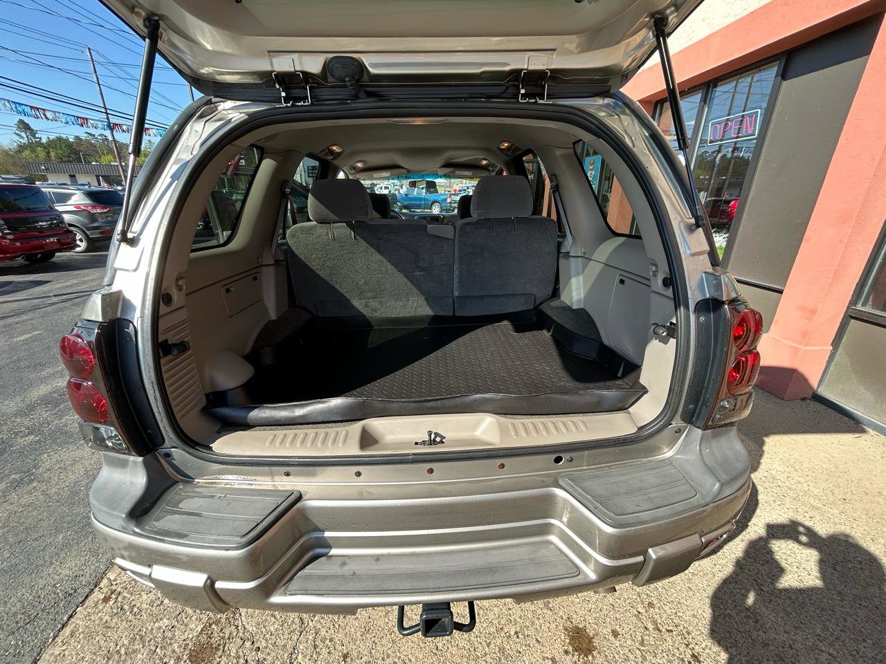 Used 2003 Chevrolet TrailBlazer LS w/ Preferred Equipment Group AWD/4WD image 15