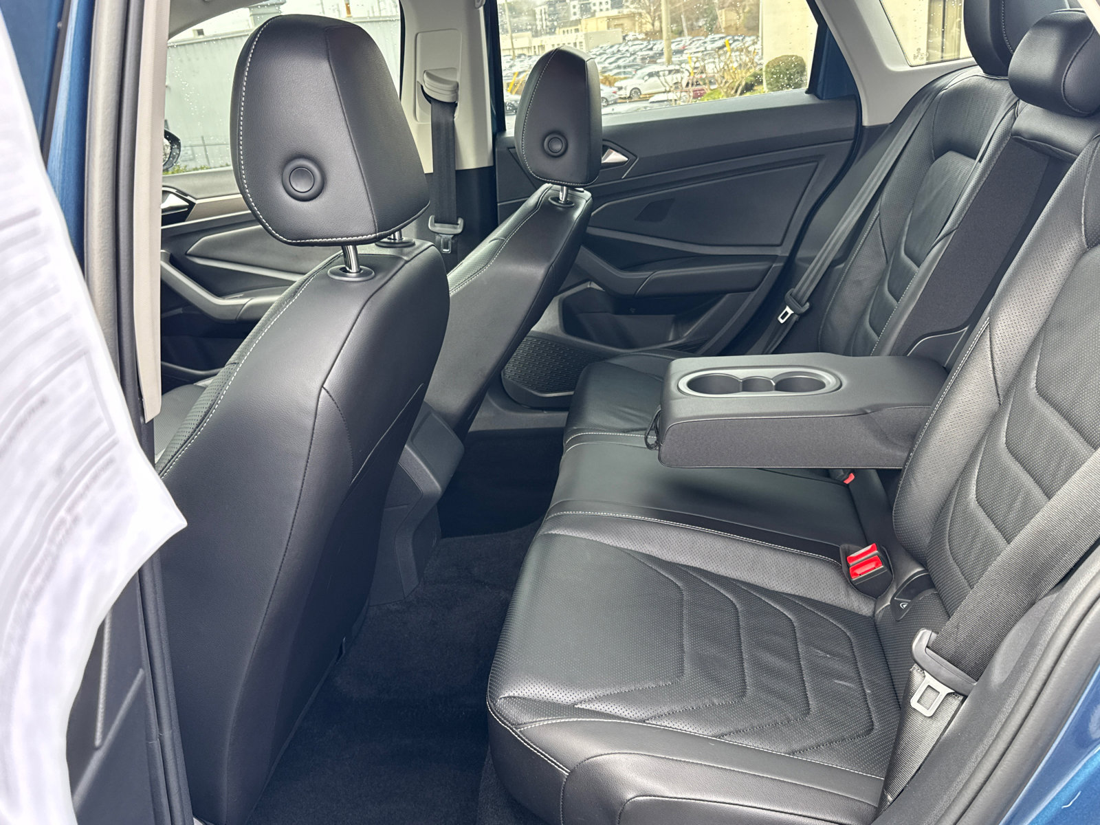 Used 2019 Volkswagen Jetta SEL Premium image 20