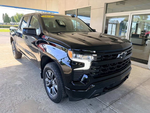 Used 2024 Chevrolet Silverado 1500 RST AWD/4WD image 5