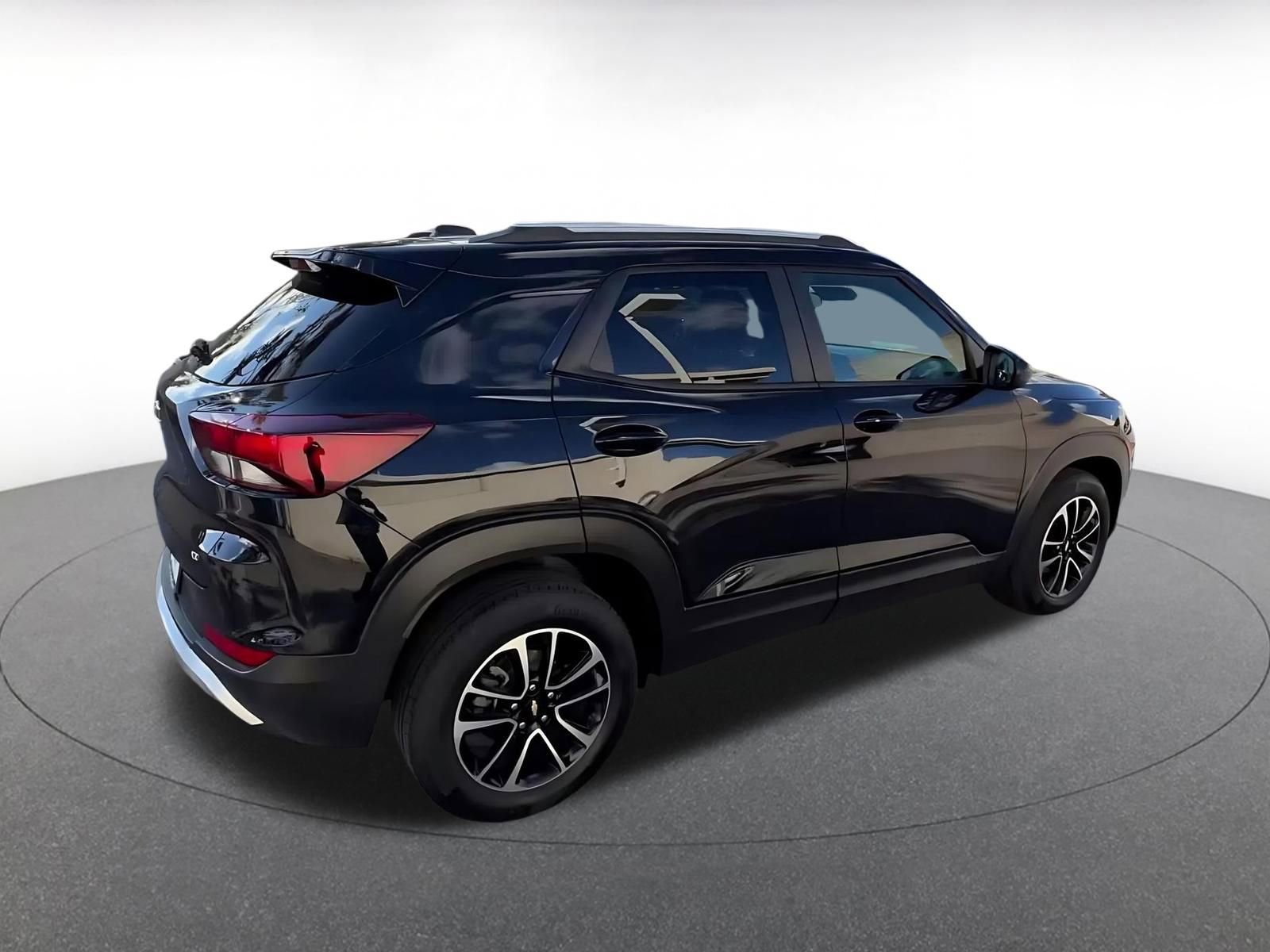 Used 2025 Chevrolet TrailBlazer LT image 15