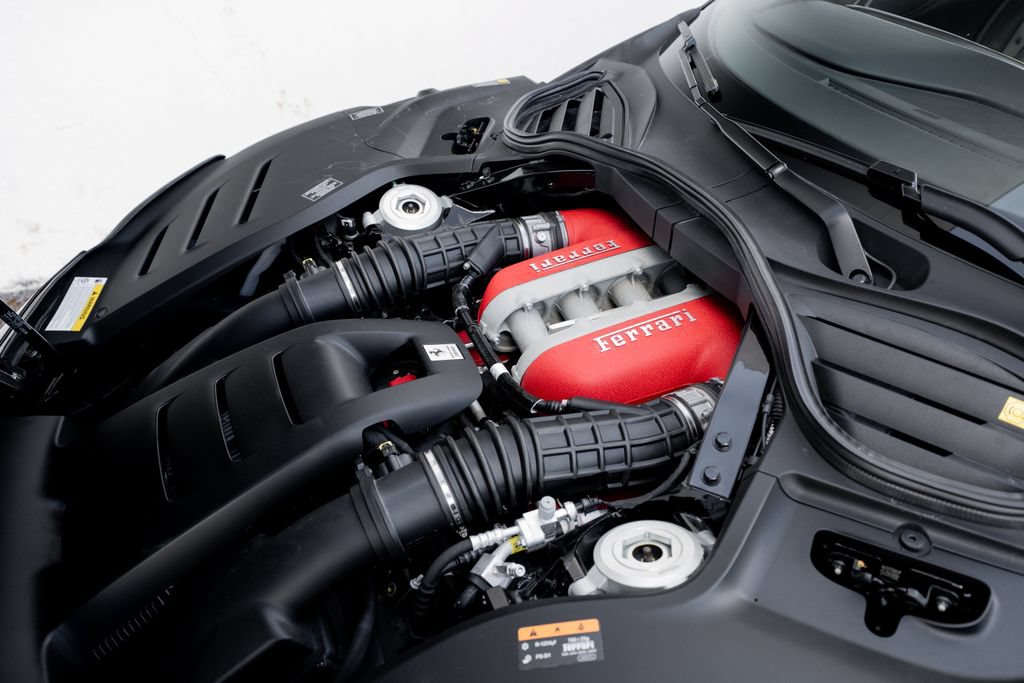 Used 2023 Ferrari Purosangue AWD/4WD image 29