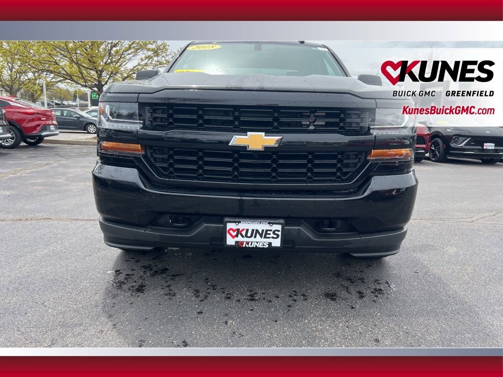 Used 2018 Chevrolet Silverado 1500 Custom w/ Custom Value Package AWD/4WD image 13