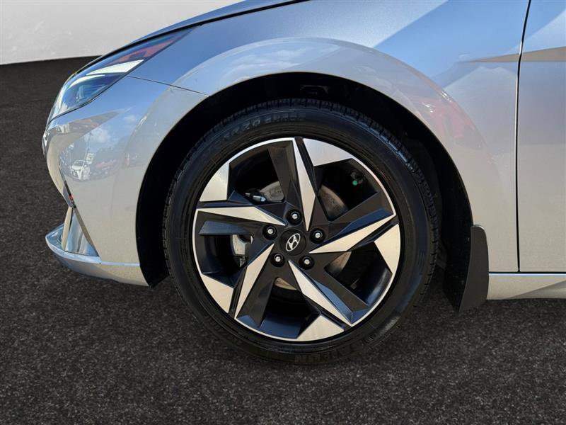 Used 2022 Hyundai Elantra SEL w/ Convenience + Premium Package image 15