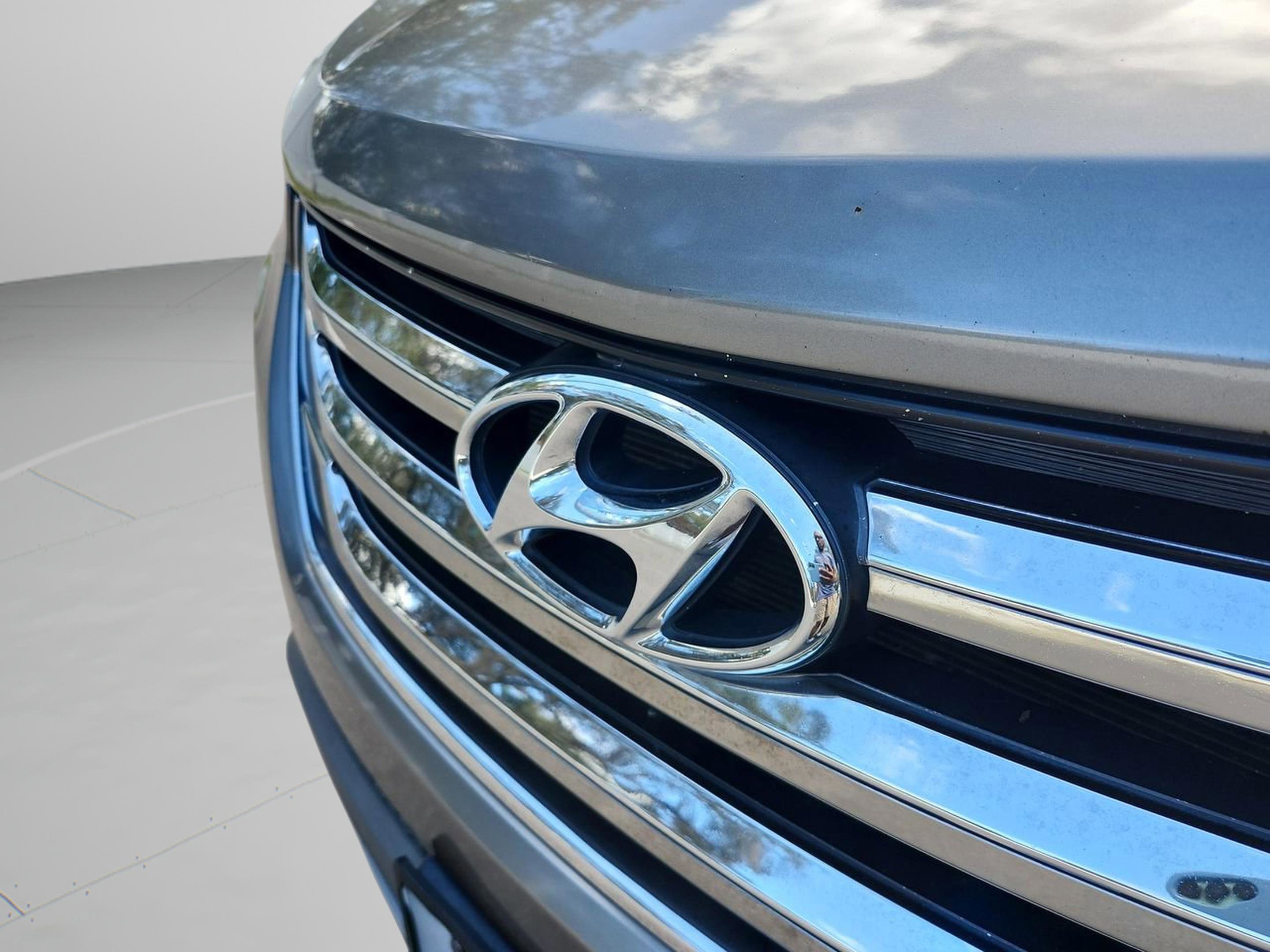 Used 2014 Hyundai Santa Fe Sport image 23