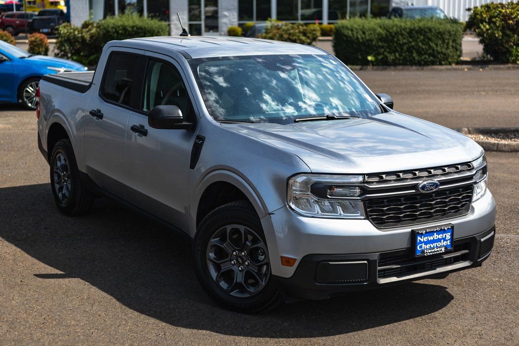 Used 2024 Ford Maverick XLT w/ Equipment Group 300A Standard image 2