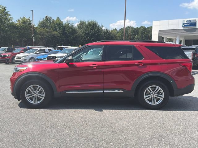 Certified 2020 Ford Explorer XLT w/ Comfort Package AWD/4WD image 4
