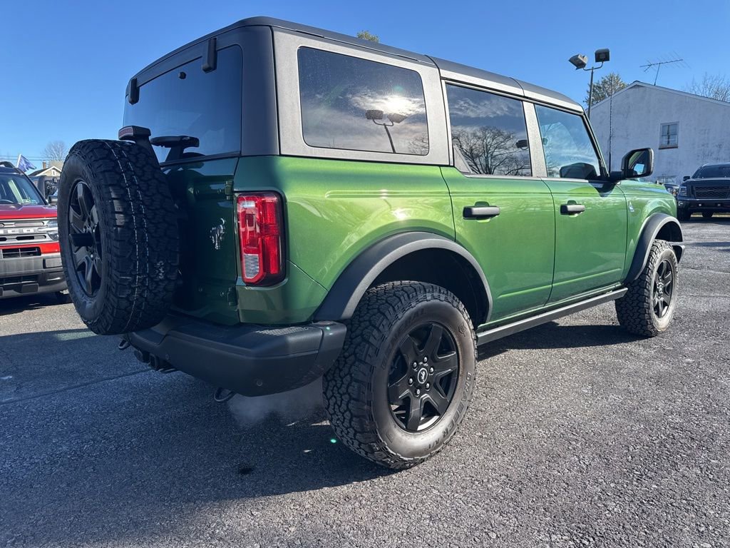 Used 2024 Ford Bronco Black Diamond image 4