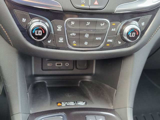 Used 2022 Chevrolet Equinox Premier AWD/4WD image 22