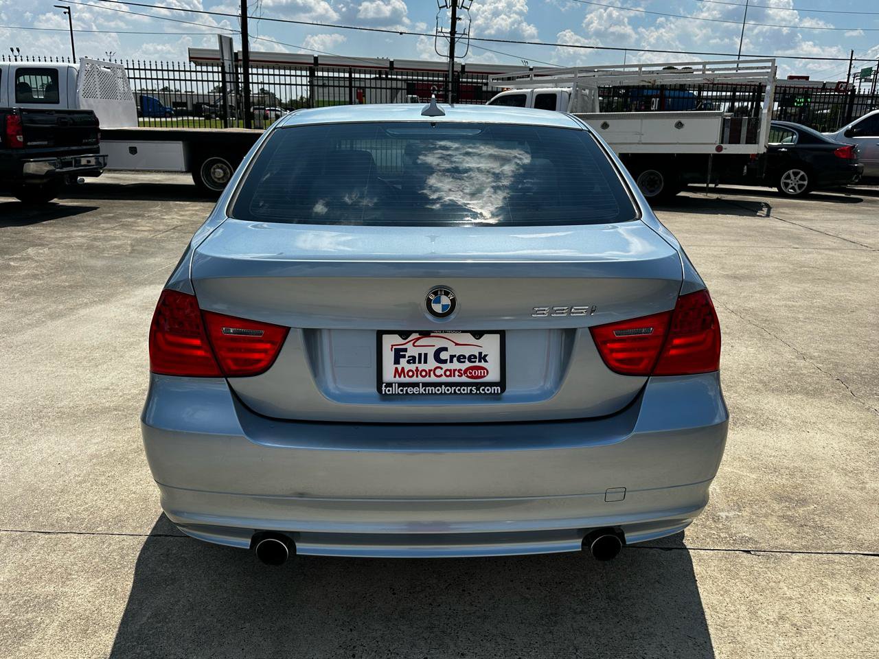 Used 2010 BMW 335i Sedan RWD image 4
