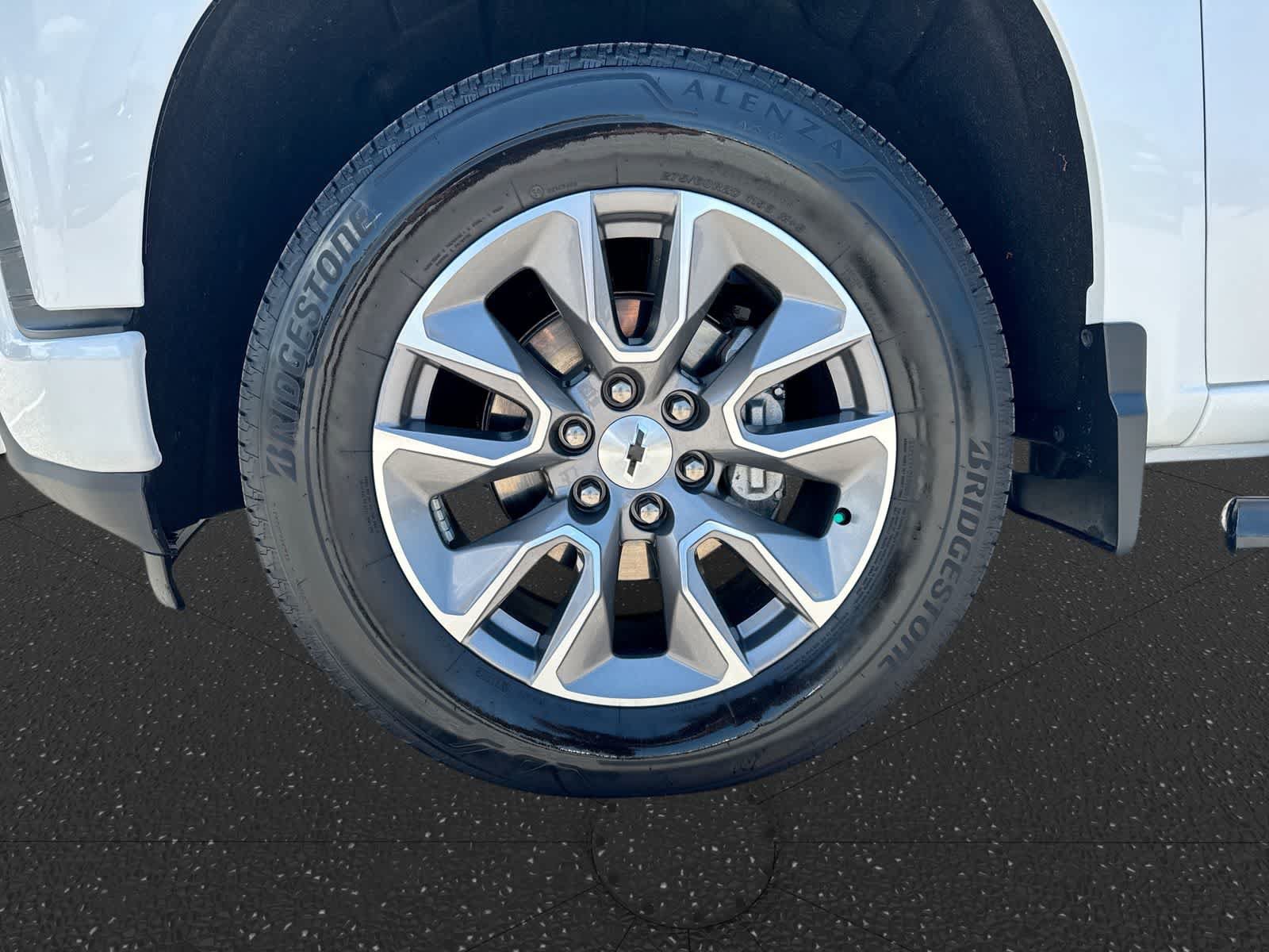 Used 2022 Chevrolet Silverado 1500 RST AWD/4WD image 21
