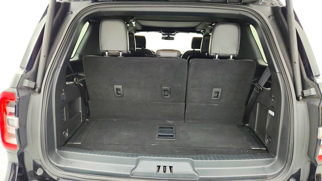 Used 2023 Ford Expedition Platinum image 22