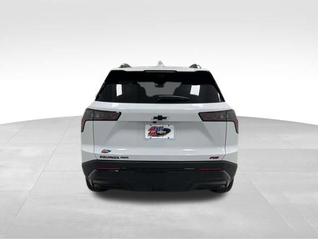 New 2026 Chevrolet Equinox RS w/ Convenience Package III AWD/4WD image 17